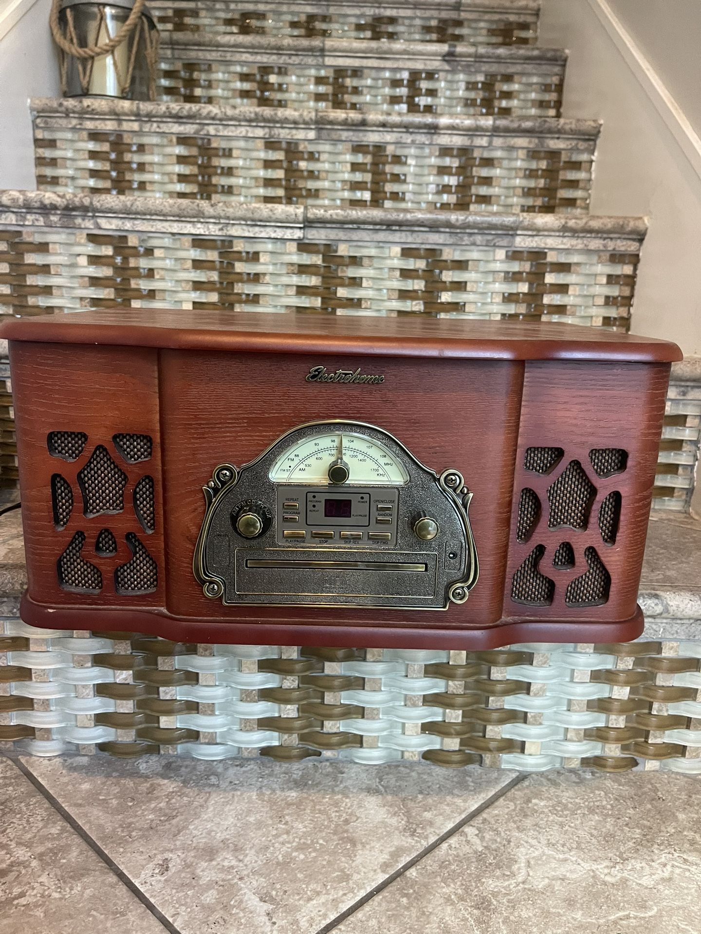 Vinyl Player