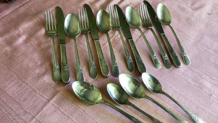 Flatware Silverplate.
