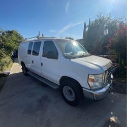 2012 Ford E250 5.4V8