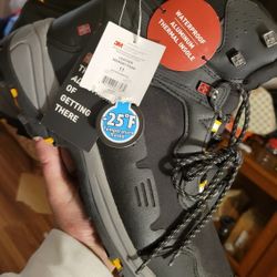 Brand New Boots Insulated Size 11.5