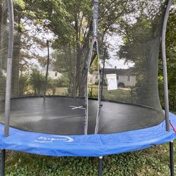 Trampoline 