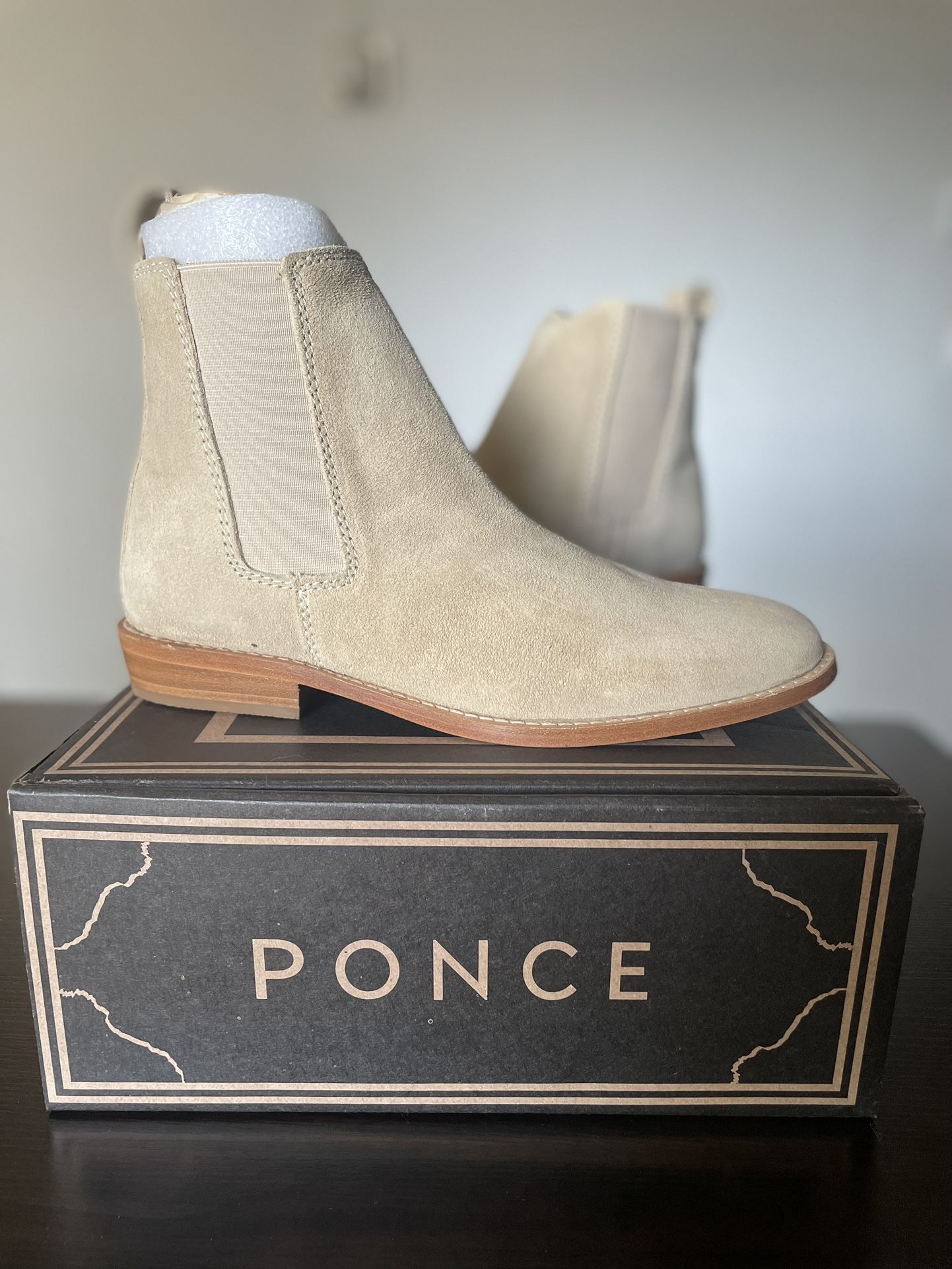 Ponce Chelsea boots - Size 9