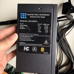Channel Well Technology (CWT)  1000W 80+ Gold Modular PSU