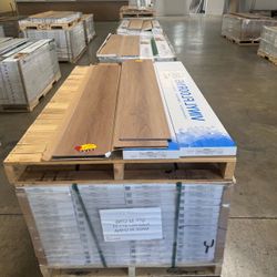 Up $0.99/sq ft 5.5mm~10mm Luxury Vinyl Plank Flooring SPC Flooring Click Locked Wholesale Price