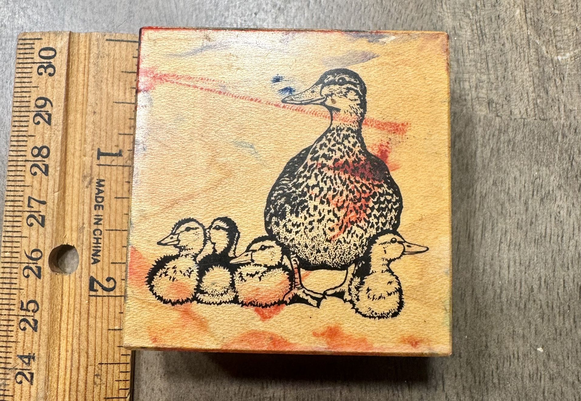 Mama duck & baby ducks rubber stamp