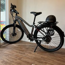 Lvl.2 e-bike w/ Unit 1 Bike Helmet