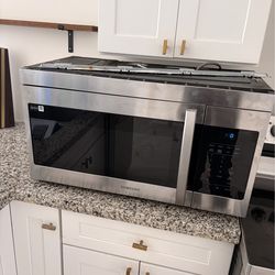 Samsung Range and Microwave Hood Set