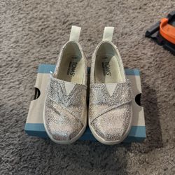 TOMS Gold Crackle Foil Apargatas