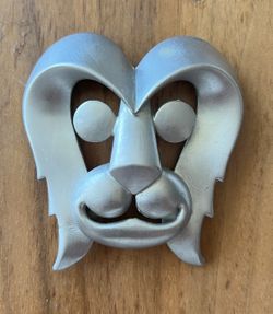 Pierre Cardin Iconic 1960's lion head pin in brushed pewter MCM runway
