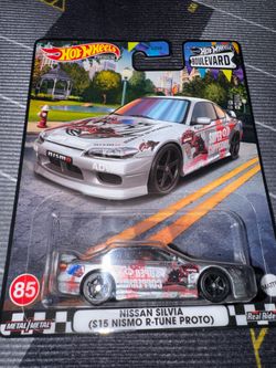 Hot Wheels Premium Boulevard Nissan Silvia
