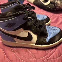 Jordan BOYS size 2Y shoes