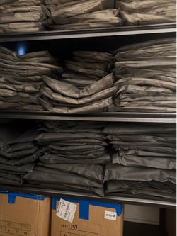 🚨BULK/SINGLE ESSENTIAL SHORTS🚨