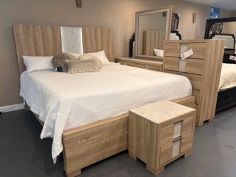 New 5pc King Bedroom Set