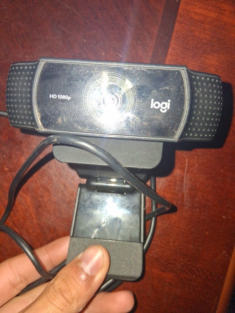Logitech 1080p Streaming Camera 