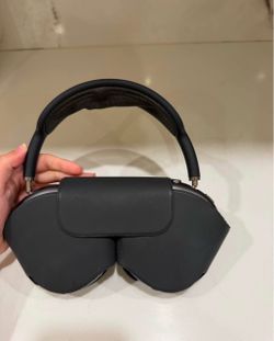 Apple AirPods Max Headphones Space Gray