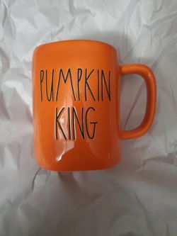Pumpkin King Rae Dunn