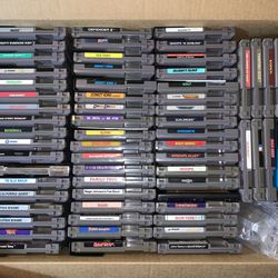 NES Games Collection 153 Games Lot Including  21 CIB Boxed
