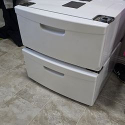 Washer And Dryer Pedestal Set 