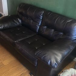 Free Couch 