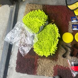 ALOT OF GOOD NOT USEDISH DETAILING  KIT (WILL NEGOITATE)