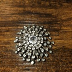 Vintage  Rhinestone  Starburst Brooch