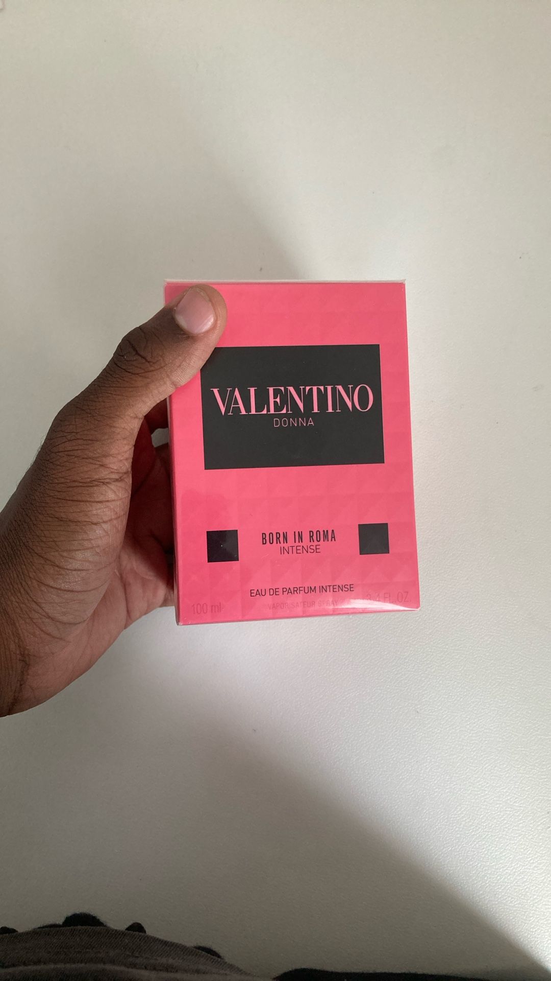 Valentino Donna, born in Roma