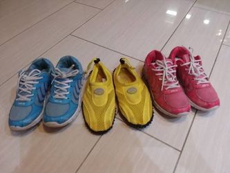 Women’s Shoes Size 7 Bundle (3 Pairs)