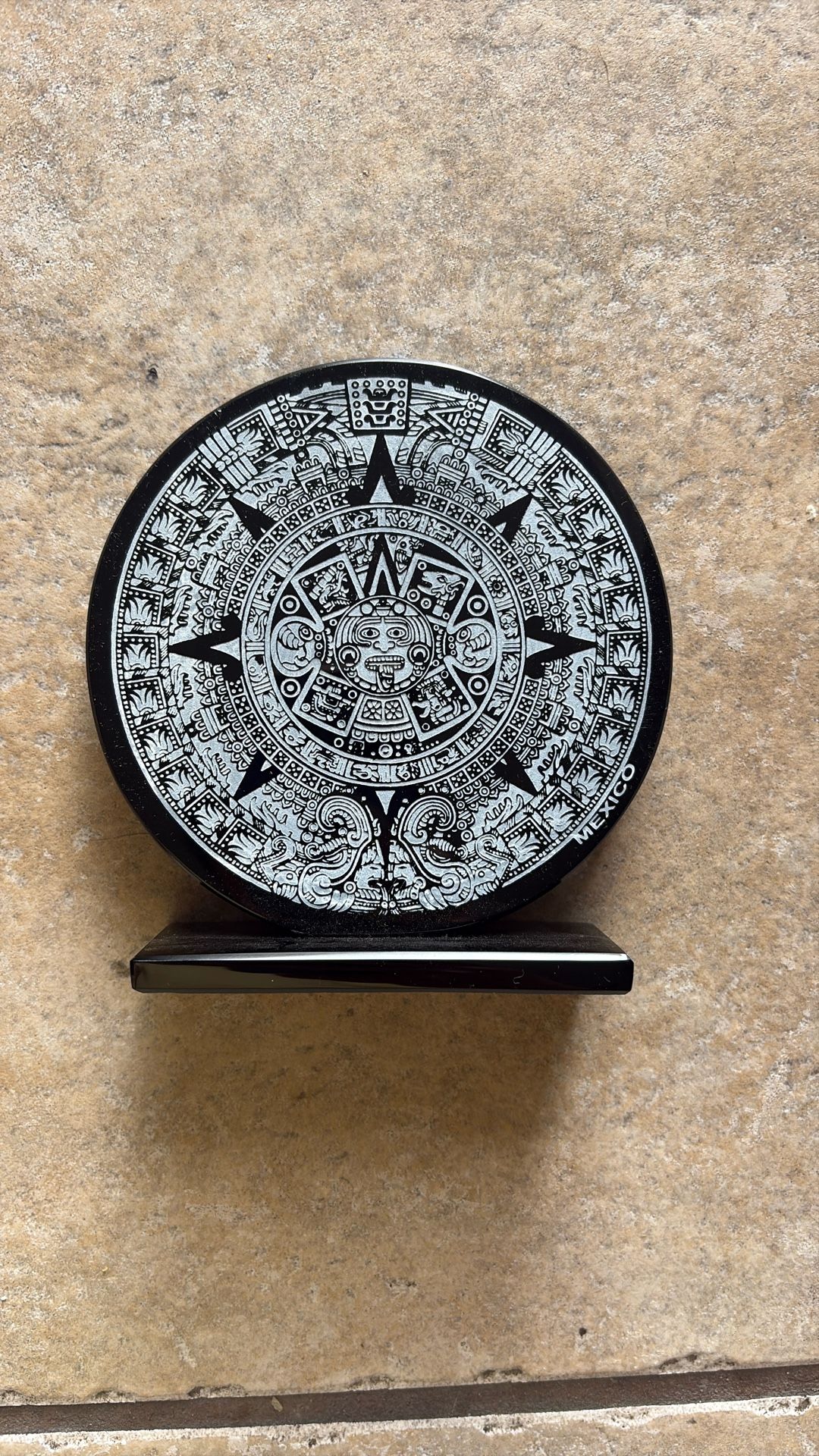 Calendario Azteca En Piedra De Obsidians