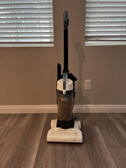 Black & Decker Vacuum