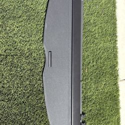 Genuine OEM Honda CRV Rear Retractable Cargo Cover Great cond