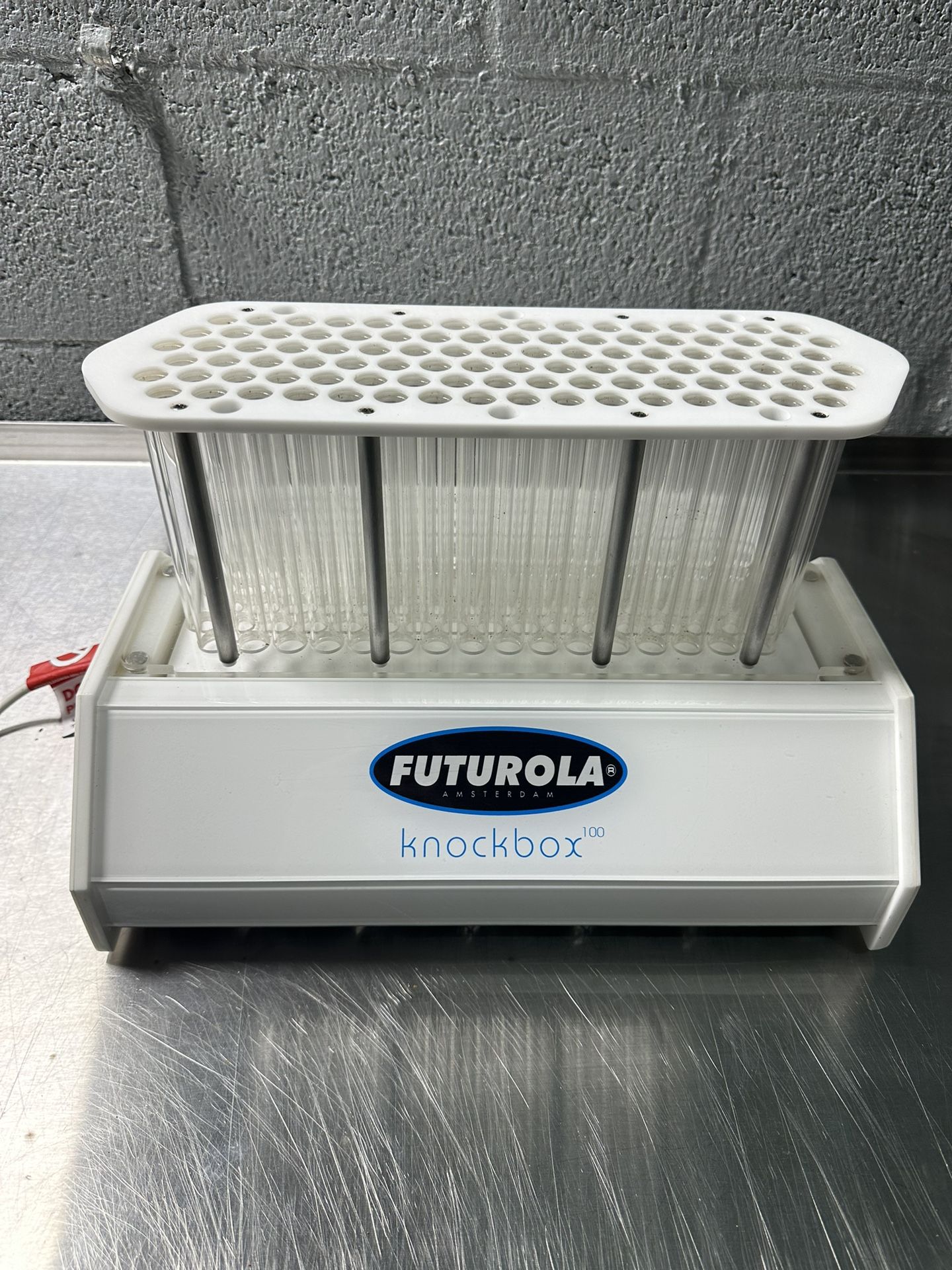 Futurola Knock Box 100