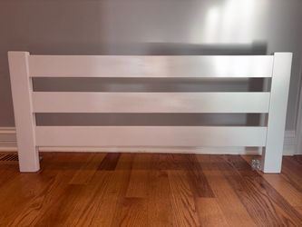 Pottery Barn Kids Wood Bed Rail — White