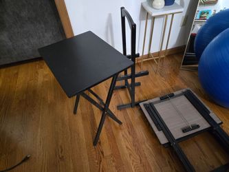 Set of 4 tv trays