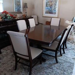 Cherry Wood Dining Room Table with 8 Chairs