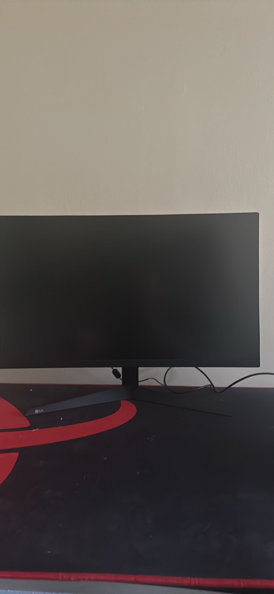 27” LG Ultragear Gaming Monitor