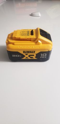 New Dewalt Lithium-Ion 20v XR. 8 AH. BATTERY.