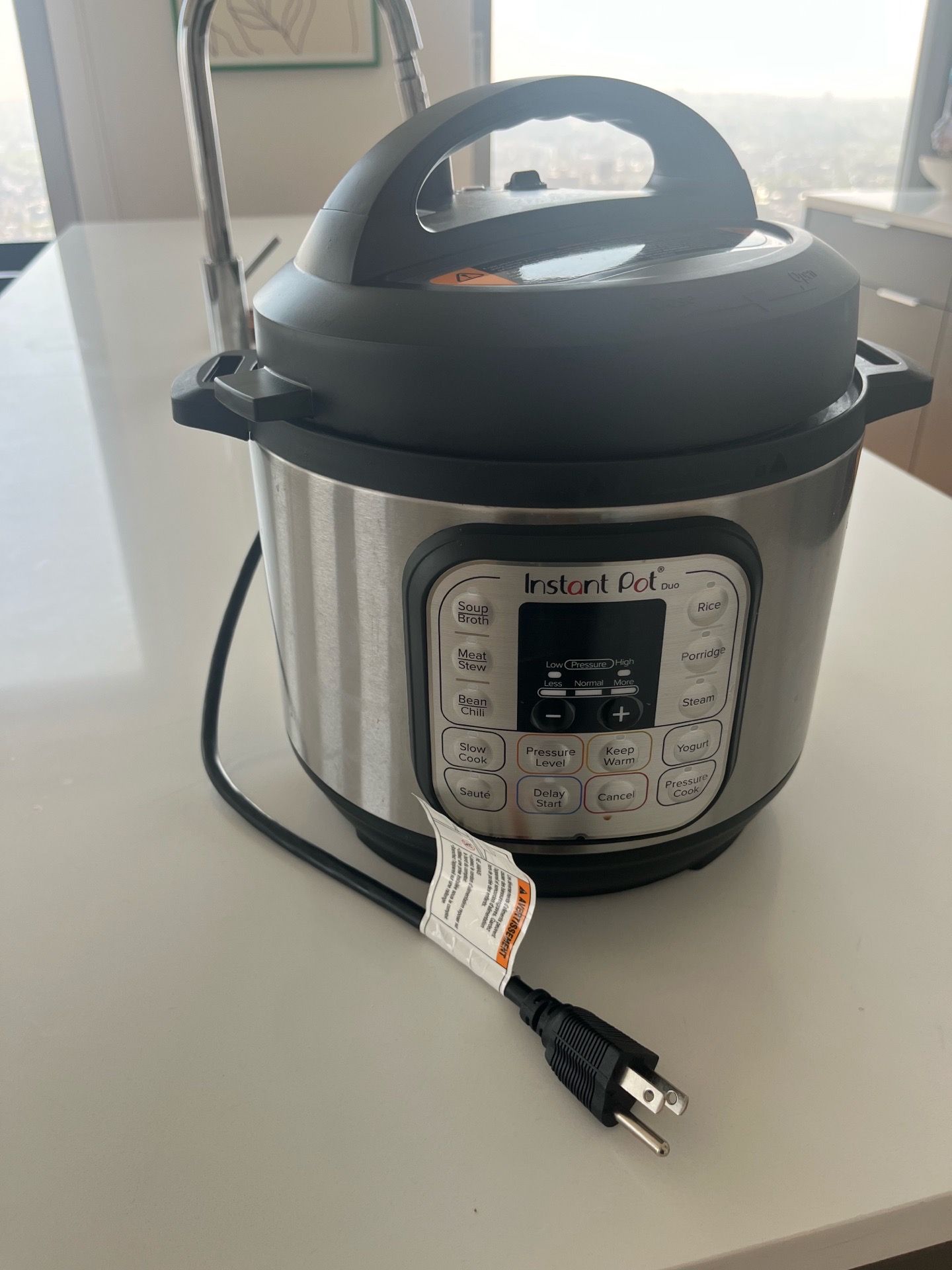 Instant Pot Pressure Cooker (Crock Pot)