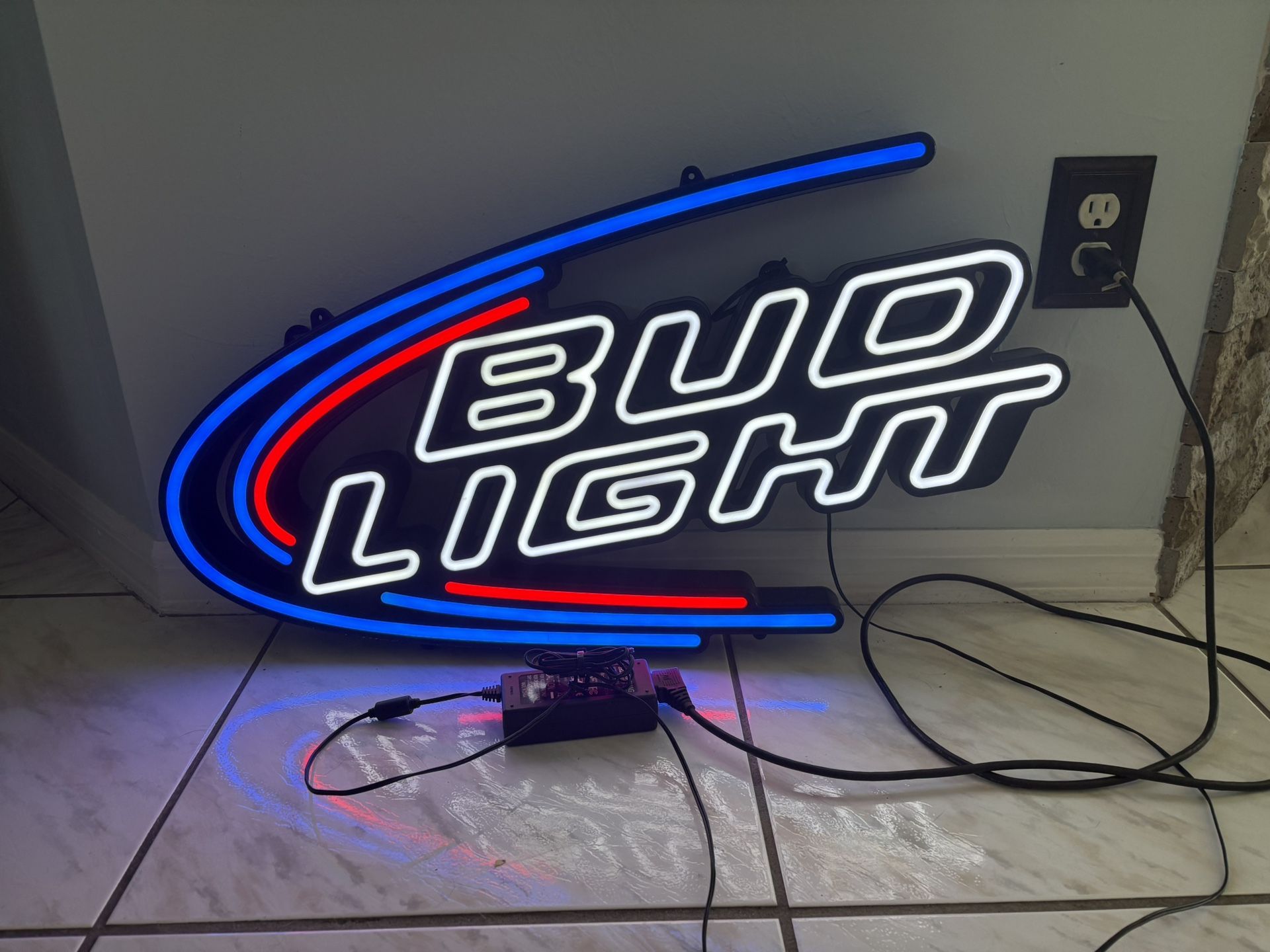 Bud Light LED Neon Sign - Restaurant Grade - Excellent Condition