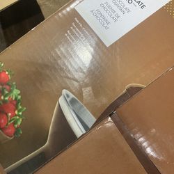 Pro Chocolate Fountain, used only once!