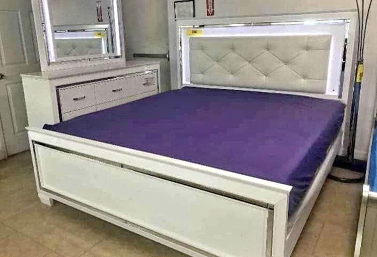 White bedroom set 4 pcs led lights new