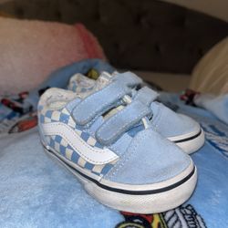 TODDLER BOY SHOES 