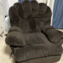 Reclining sofa - $100 Or Best Offer 
