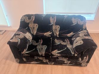 Black Patterned Fabric Loveseat