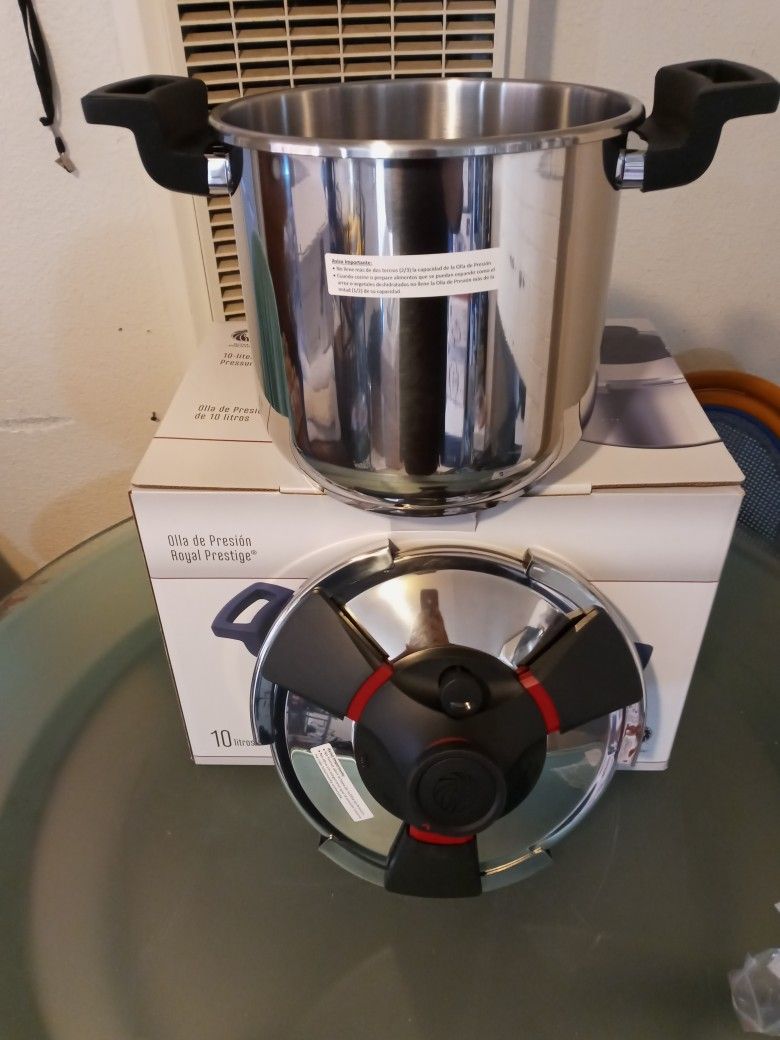Royal Prestige 10 Liter Pressure Cooker Induction Capable (Ollas