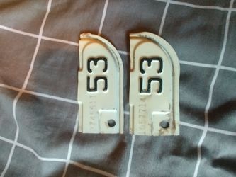 1953 California metal tags. There are 2. See pics