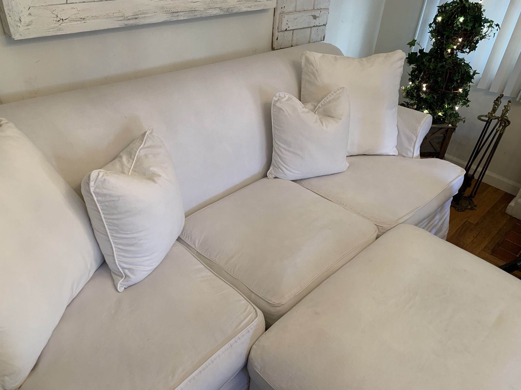 Pottery Barn Denim White Slipcover Sofa for Sale in Los Angeles, CA