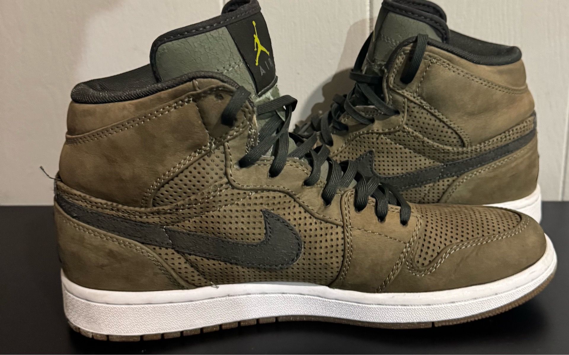 Jordan 1