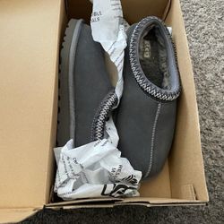 UGGS TASMAN Men Size 7 