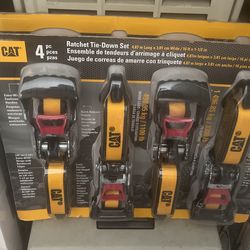 Ratchet Tie Down Set