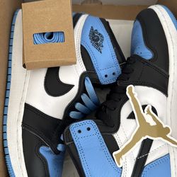 Real Jordan 1 UNC toe size 5.5 (GS)